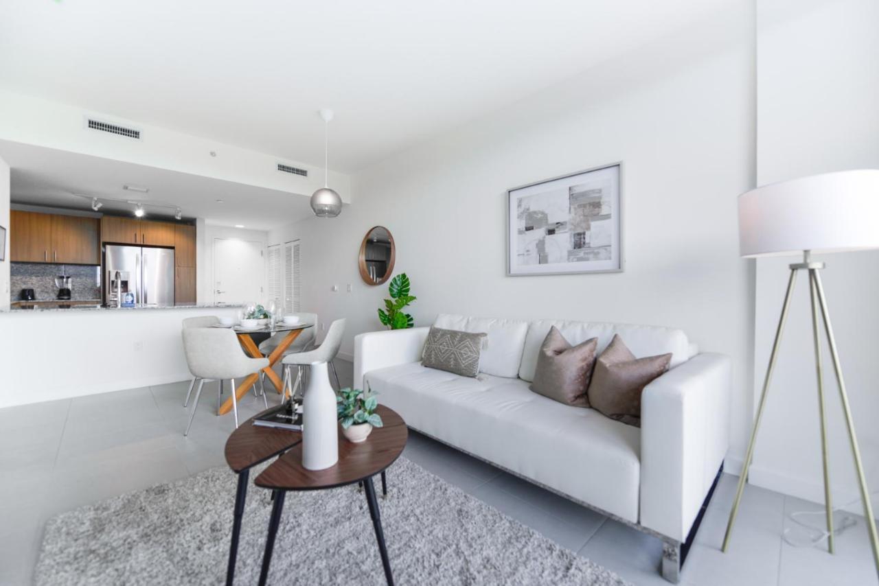 Cozy 1- 1 Bedroom Steps From Downtown Doral Park Miami Luaran gambar