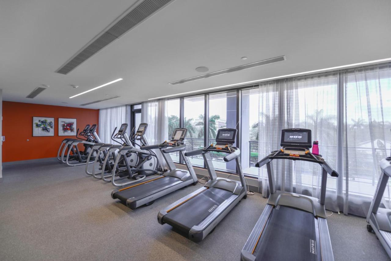 Cozy 1- 1 Bedroom Steps From Downtown Doral Park Miami Luaran gambar