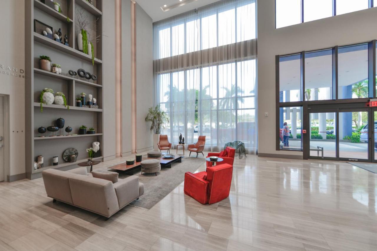 Cozy 1- 1 Bedroom Steps From Downtown Doral Park Miami Luaran gambar